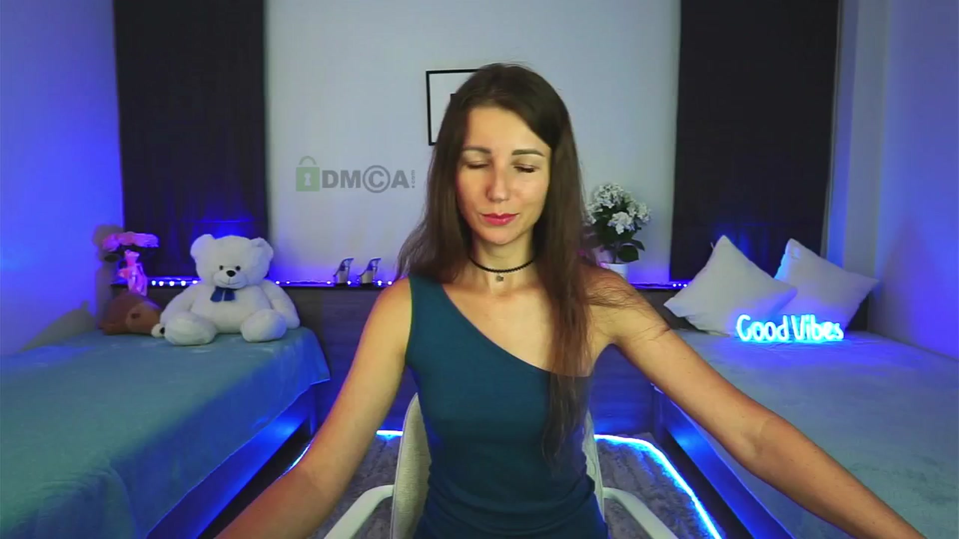 Gallery image thumbnail from Anna_Shine89's myfreecams stream on, 12/28/2024, 18:13 image 8 of 20