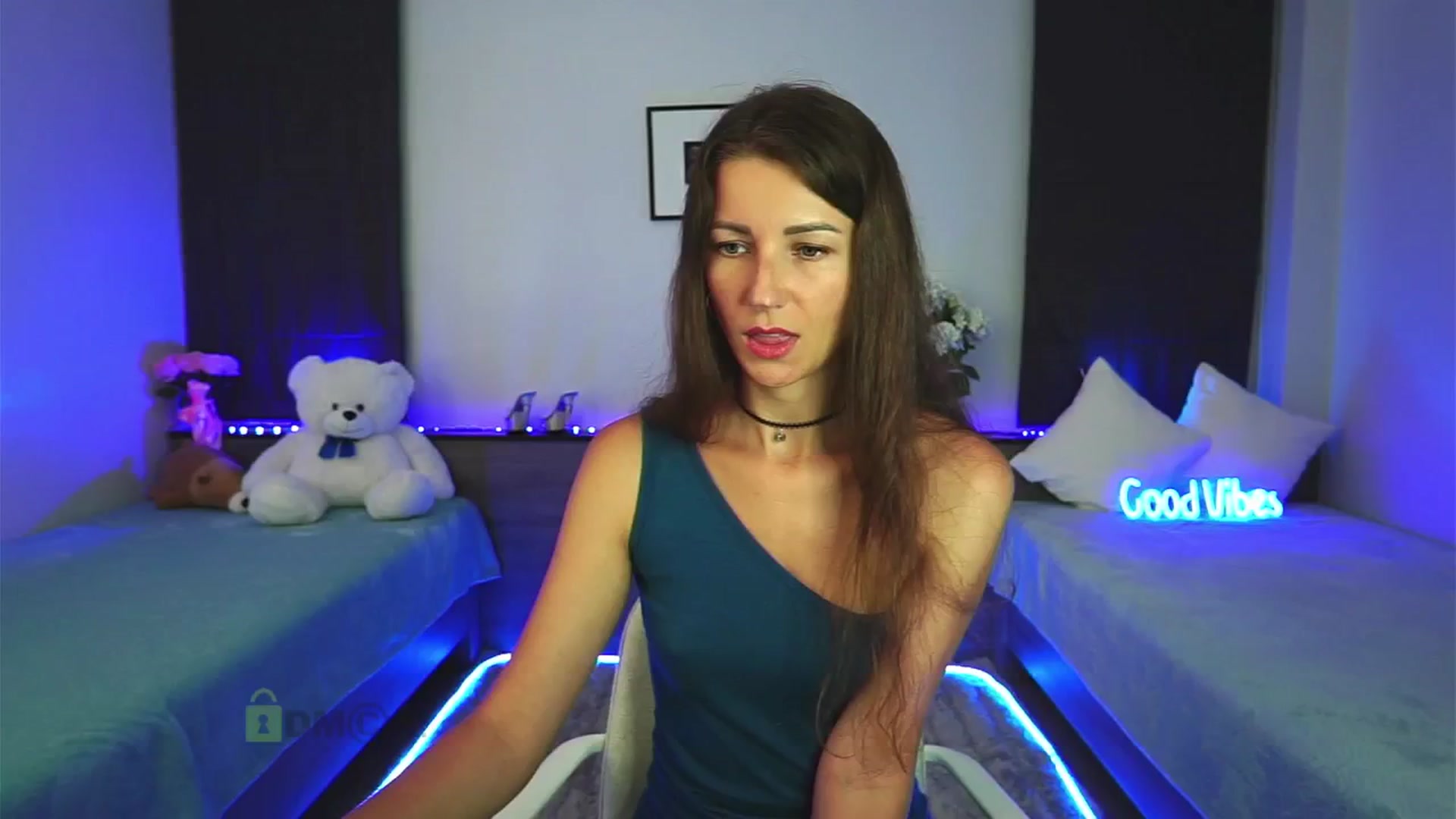Gallery image thumbnail from Anna_Shine89's myfreecams stream on, 12/28/2024, 18:13 image 9 of 20
