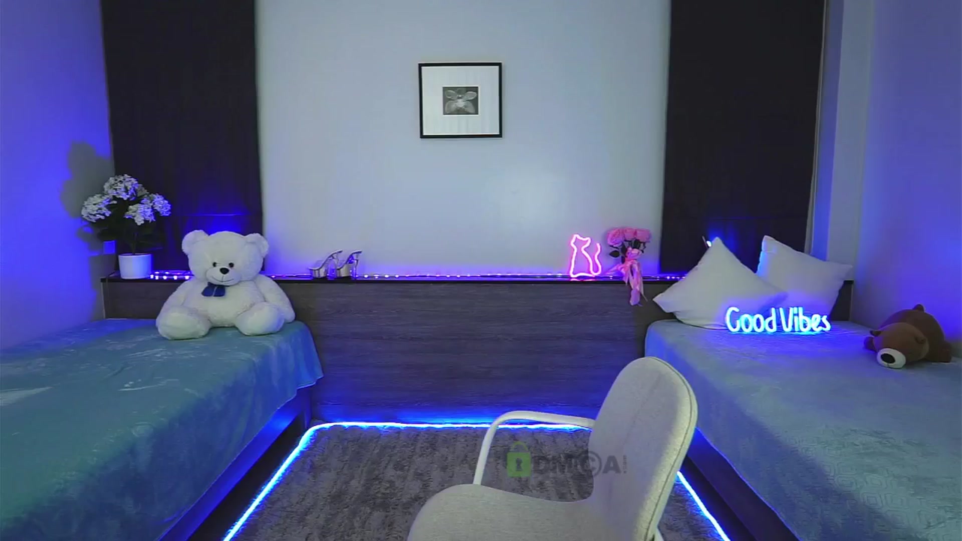 Gallery image thumbnail from Anna_Shine89's myfreecams stream on, 01/11/2025, 11:20 image 7 of 20