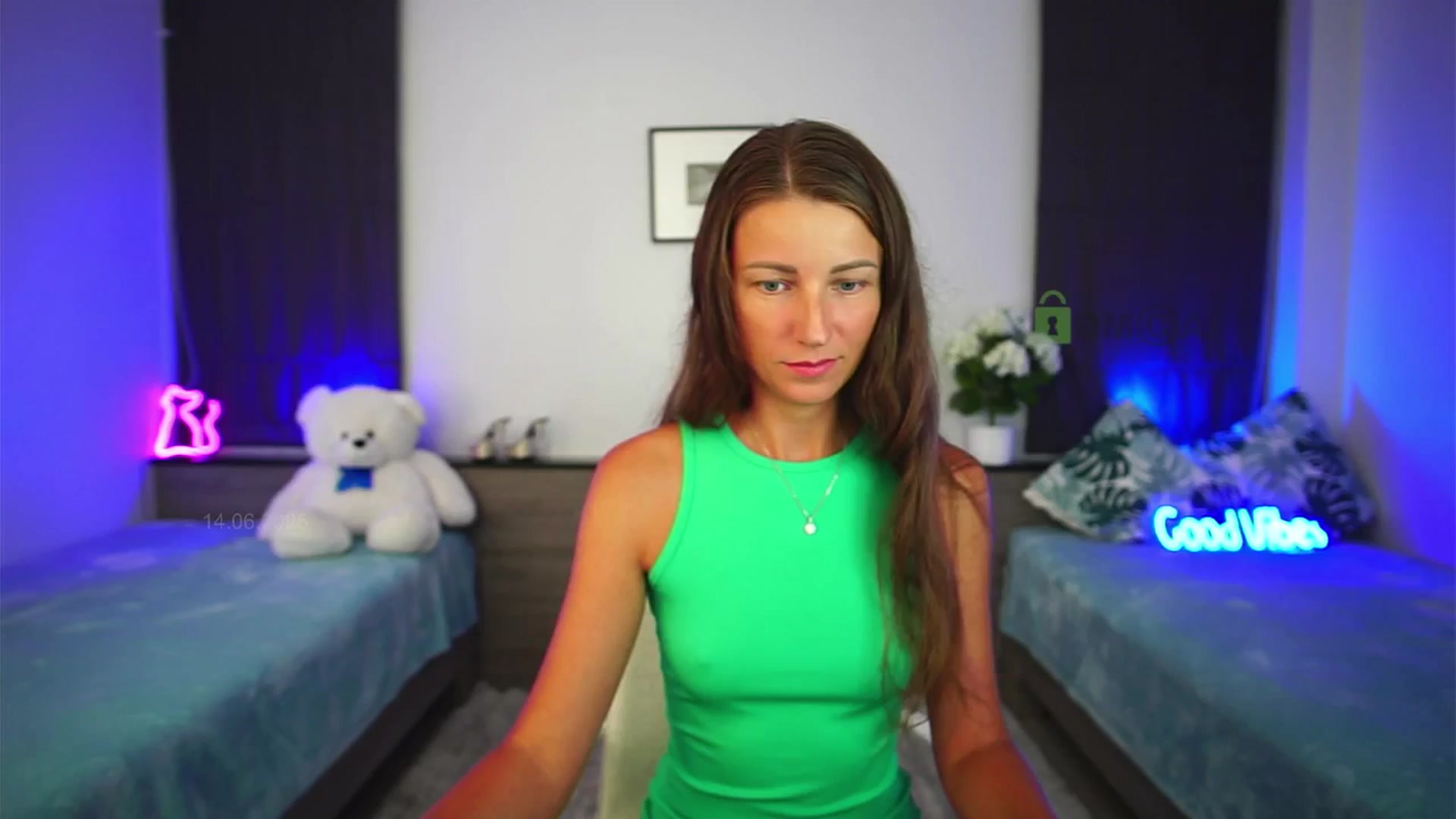 Gallery image thumbnail from Anna_Shine89's myfreecams stream on, 06/14/2025, 11:45 image 1 of 20