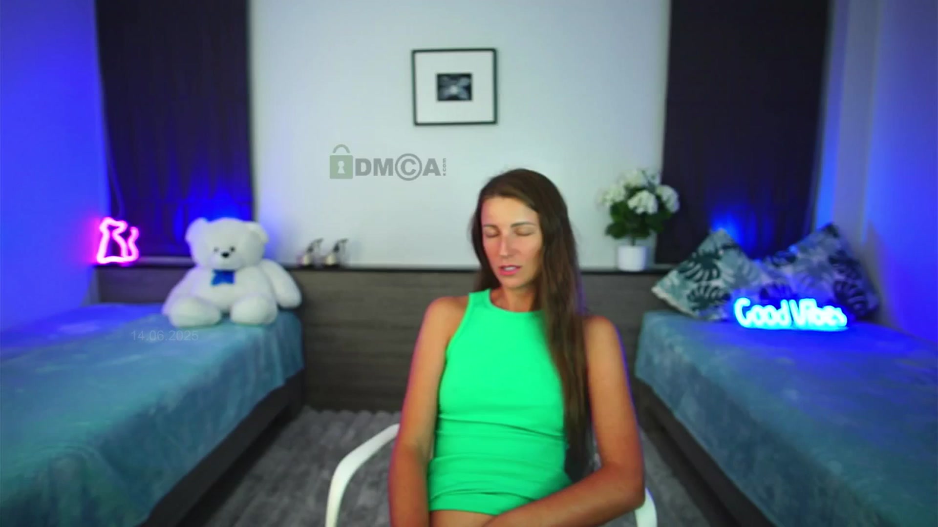 Gallery image thumbnail from Anna_Shine89's myfreecams stream on, 06/14/2025, 14:10 image 11 of 20