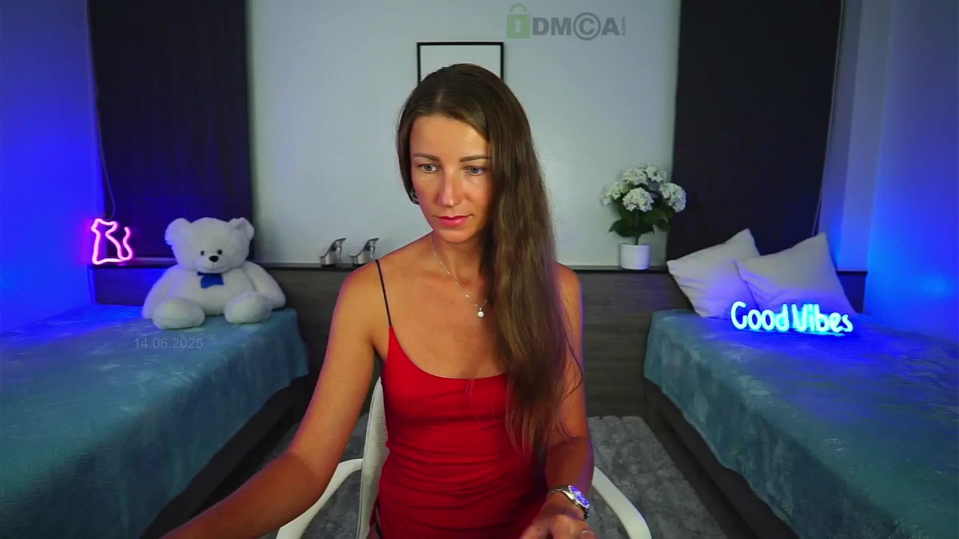 Gallery image thumbnail from Anna_Shine89's myfreecams stream on, 06/15/2025, 15:27 image 5 of 20