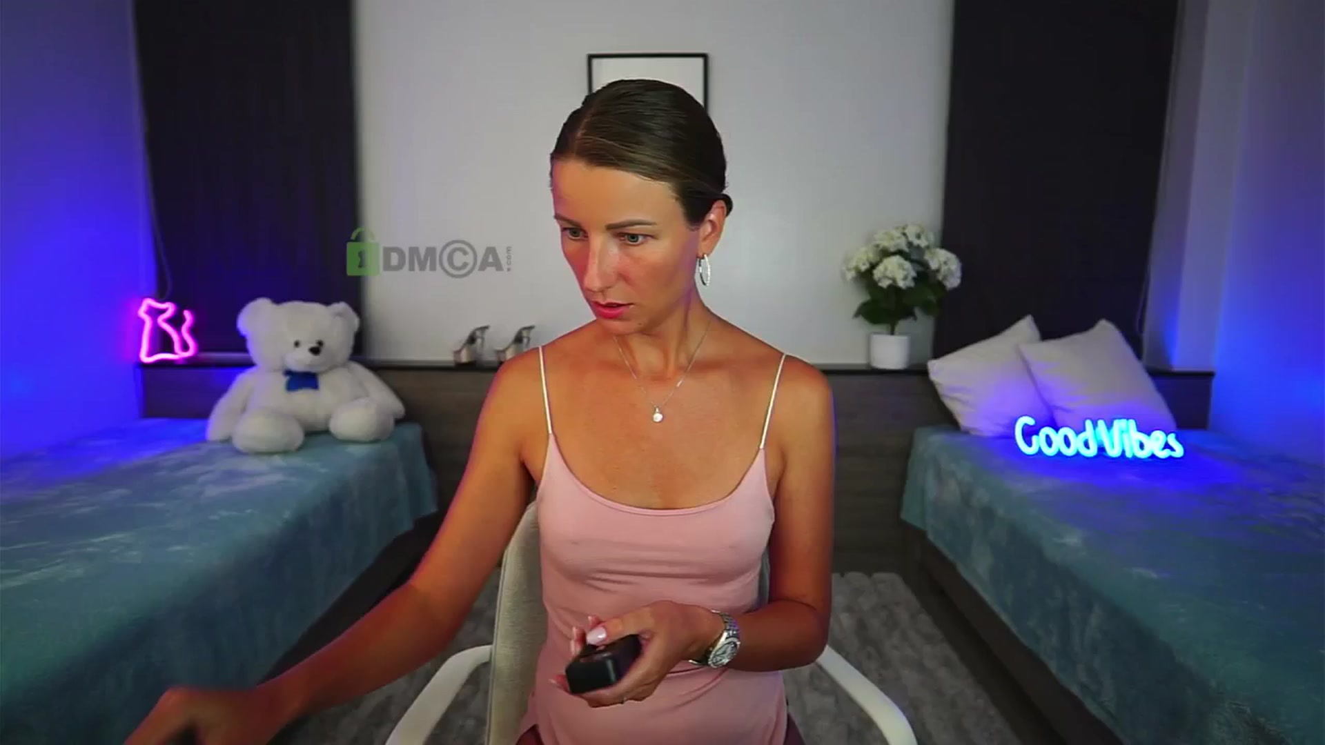 Gallery image thumbnail from Anna_Shine89's myfreecams stream on, 06/21/2025, 12:41 image 9 of 20