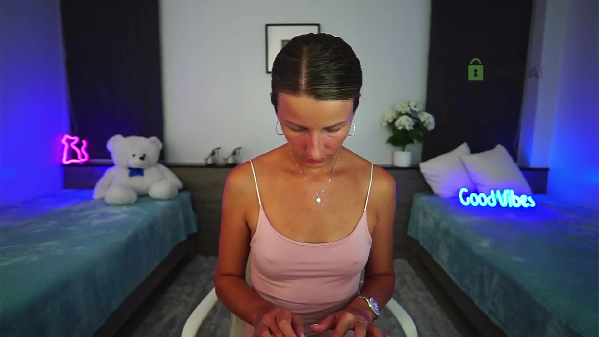 Gallery image thumbnail from Anna_Shine89's myfreecams stream on, 06/21/2025, 12:41 image 4 of 20