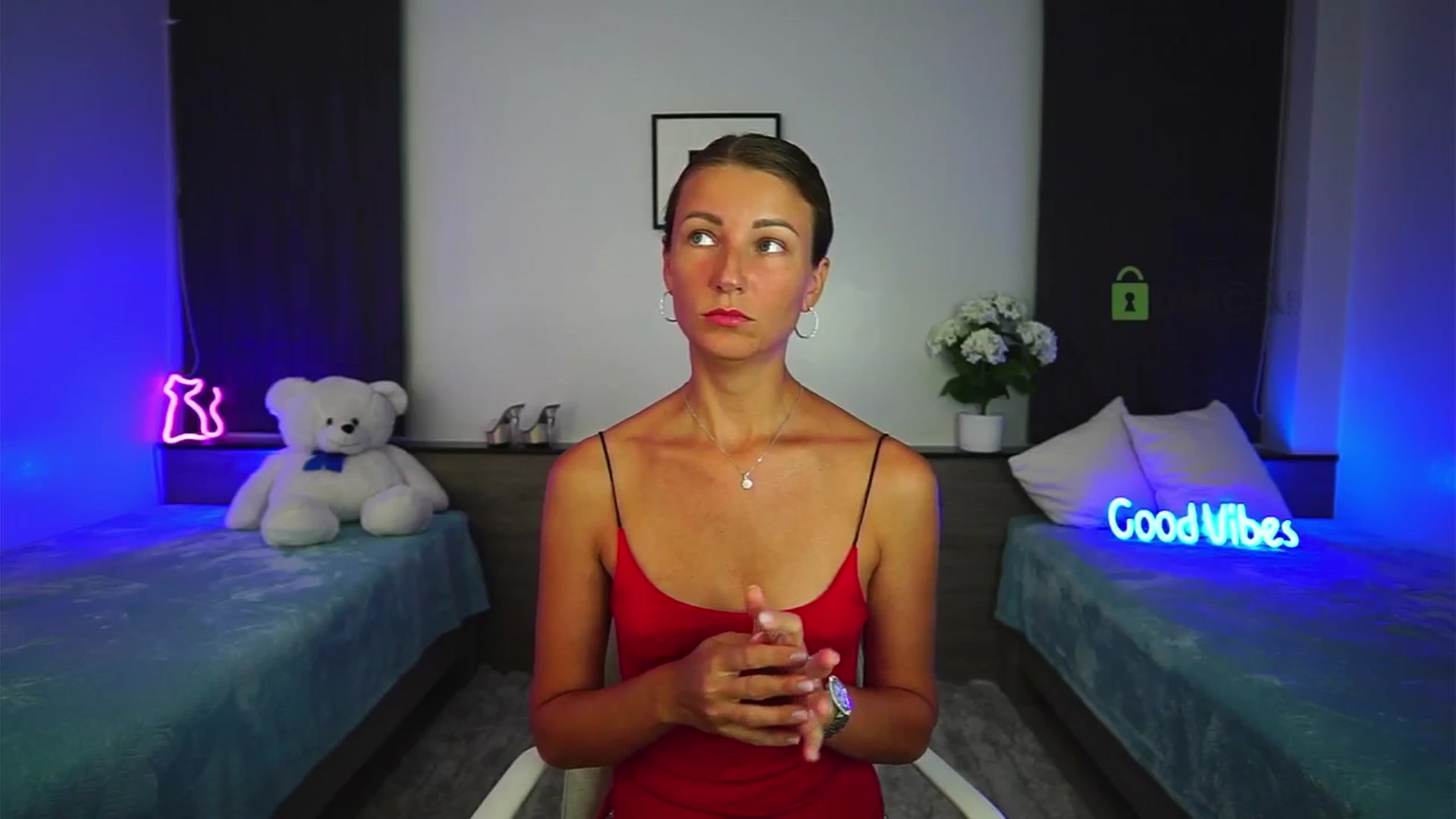 Gallery image thumbnail from Anna_Shine89's myfreecams stream on, 06/22/2025, 12:23 image 17 of 20