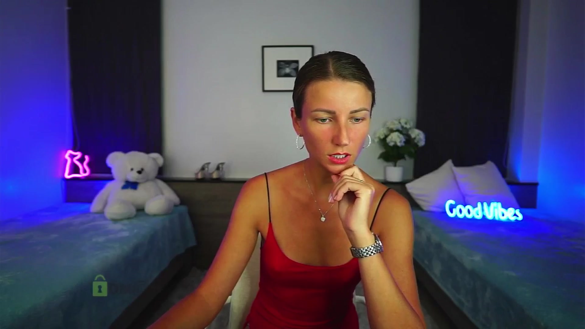Gallery image thumbnail from Anna_Shine89's myfreecams stream on, 06/22/2025, 12:23 image 19 of 20