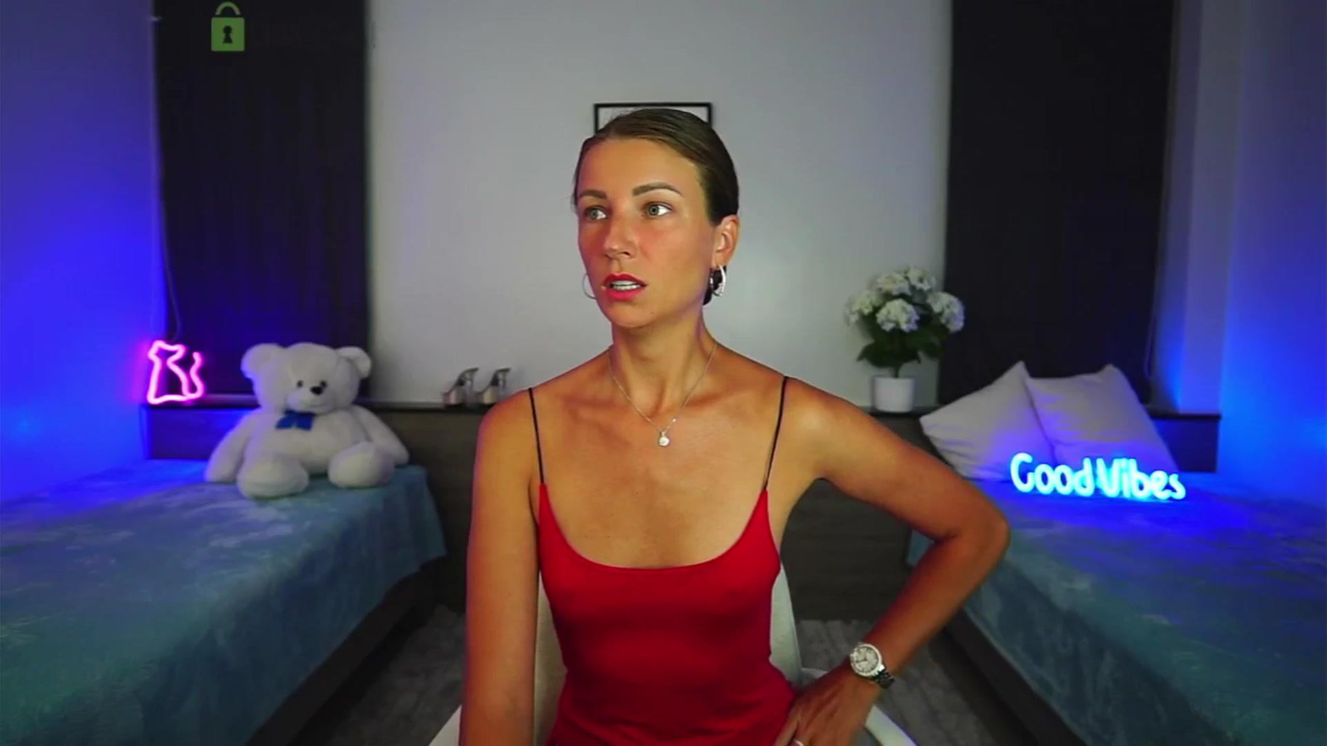 Gallery image thumbnail from Anna_Shine89's myfreecams stream on, 06/22/2025, 12:23 image 15 of 20