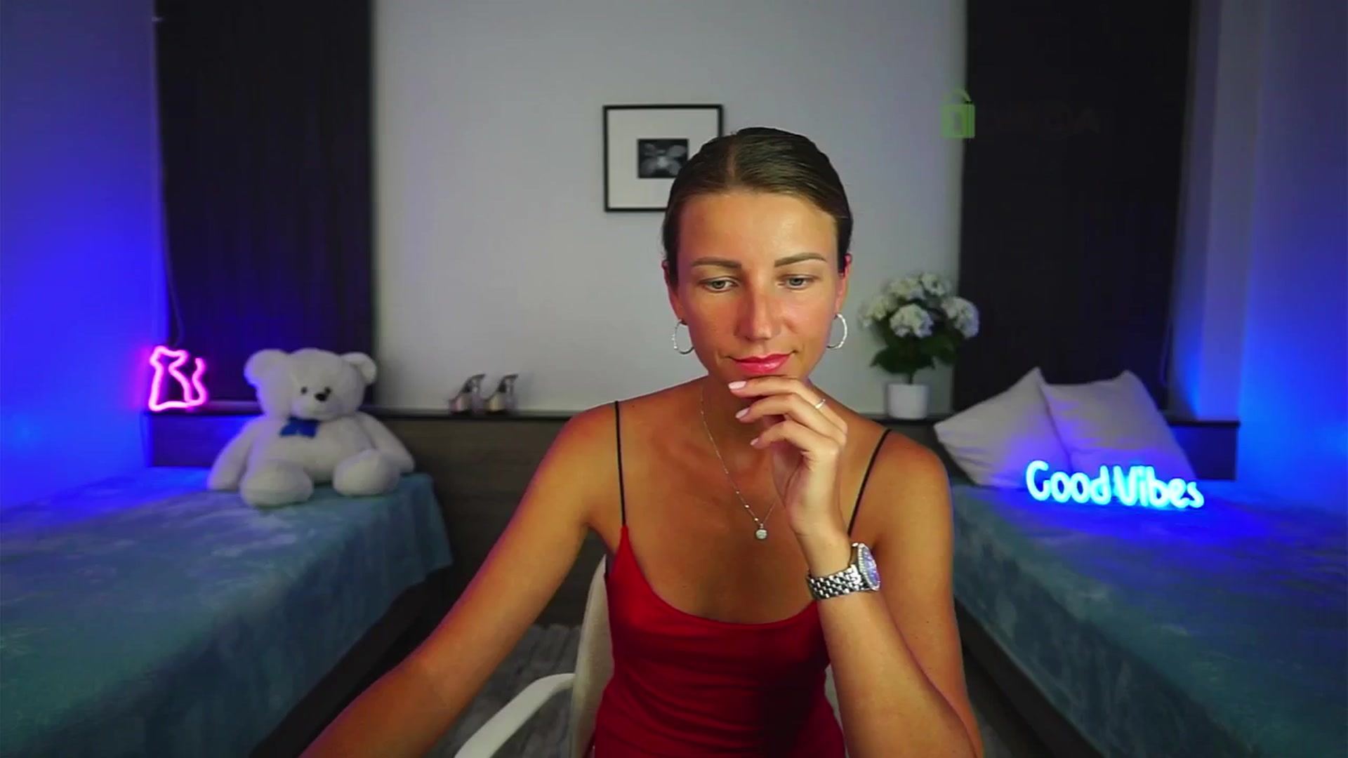 Gallery image thumbnail from Anna_Shine89's myfreecams stream on, 06/22/2025, 14:52 image 9 of 20