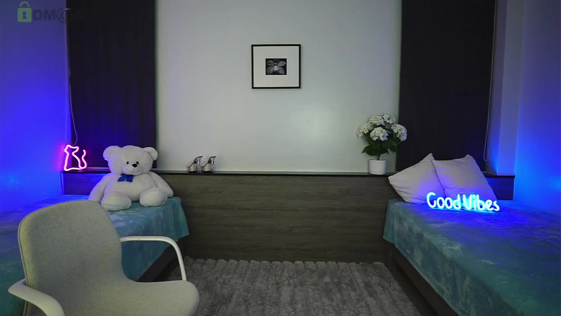 Gallery image thumbnail from Anna_Shine89's myfreecams stream on, 06/22/2025, 14:52 image 4 of 20