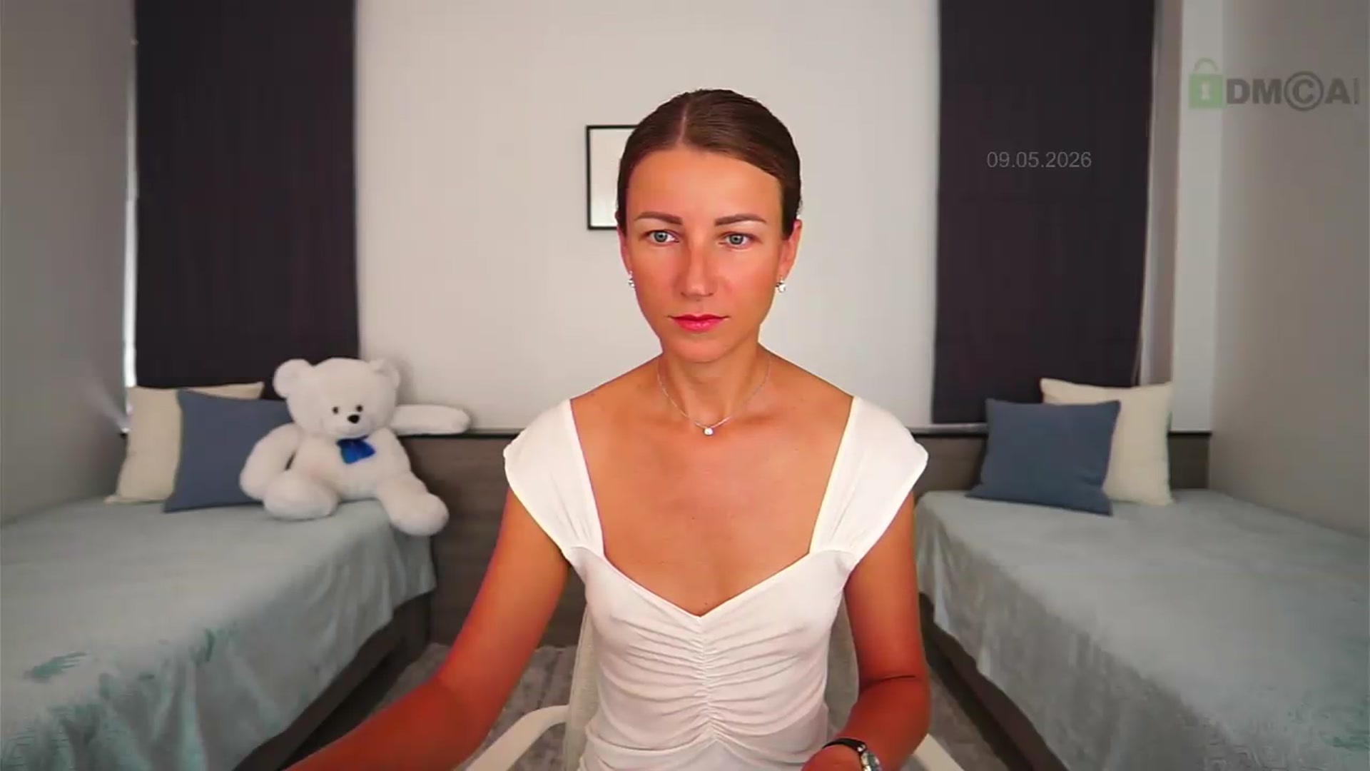Gallery image thumbnail from Anna_Shine89's myfreecams stream on, 05/09/2026, 08:22 image 17 of 20