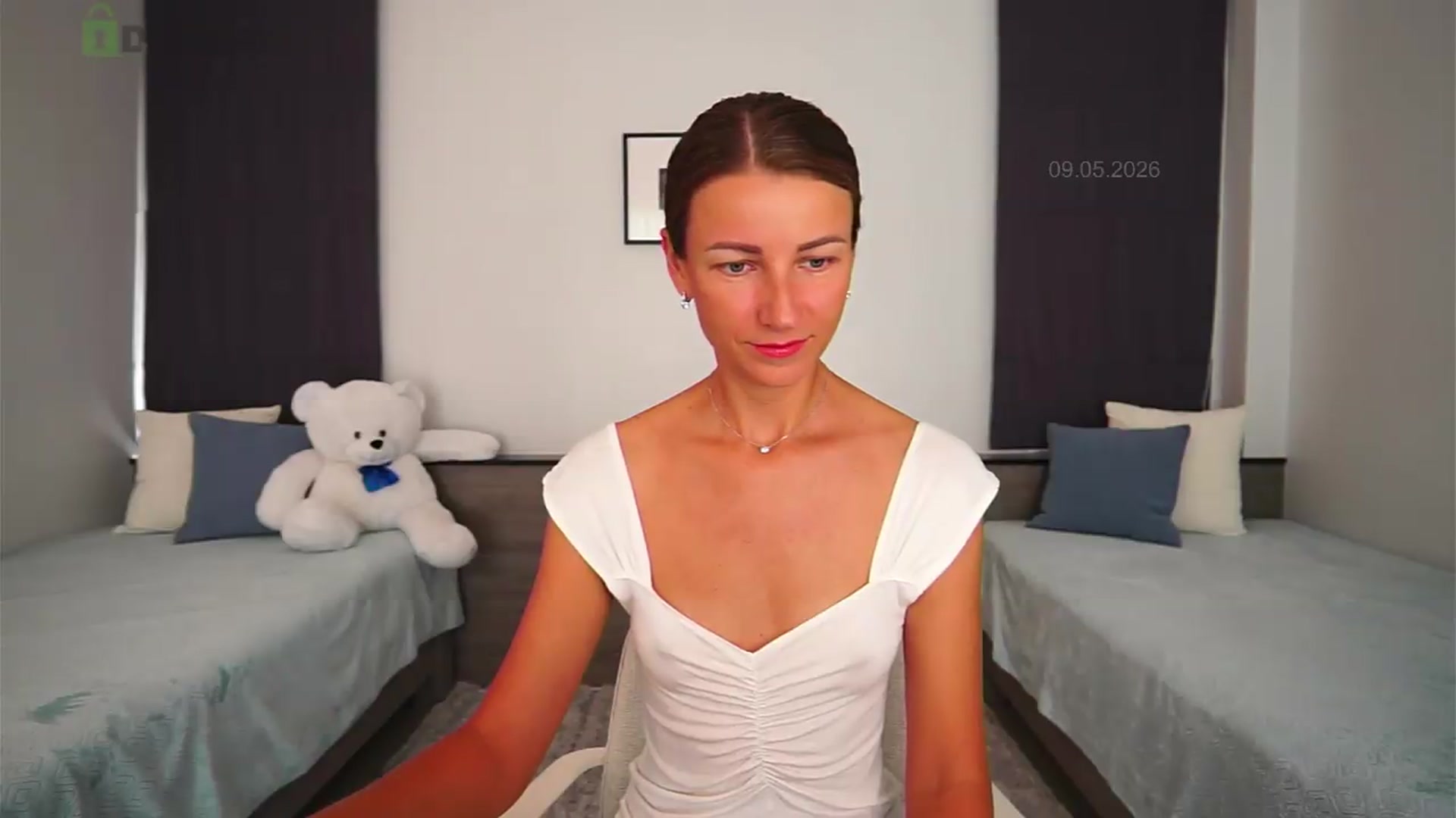Gallery image thumbnail from Anna_Shine89's myfreecams stream on, 05/09/2026, 08:22 image 16 of 20