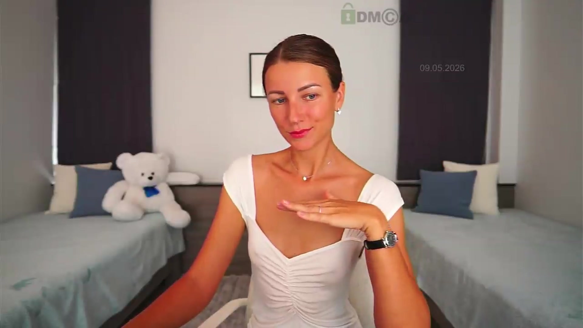 Gallery image thumbnail from Anna_Shine89's myfreecams stream on, 05/09/2026, 08:22 image 10 of 20