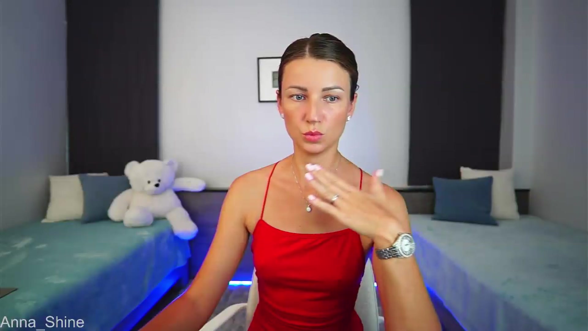 Gallery image thumbnail from Anna_Shine89's myfreecams stream on, 08/16/2026, 11:41 image 5 of 20
