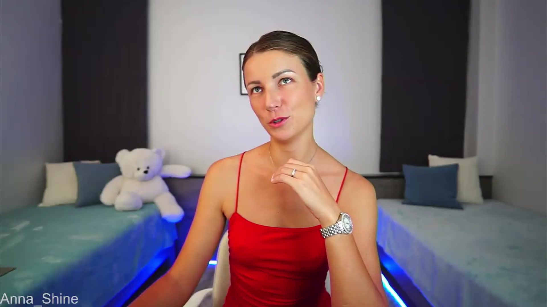 Gallery image thumbnail from Anna_Shine89's myfreecams stream on, 08/16/2026, 11:41 image 18 of 20