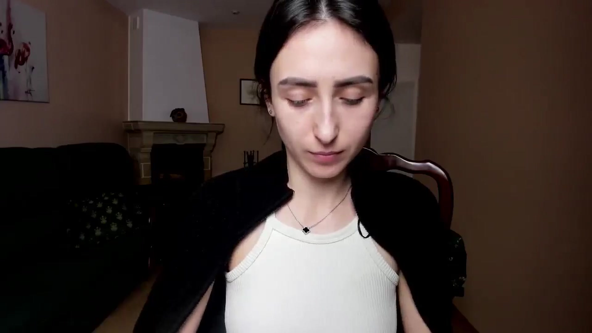 Gallery image thumbnail from Anna_Vovk's myfreecams stream on, 11/04/2025, 01:06 image 13 of 20