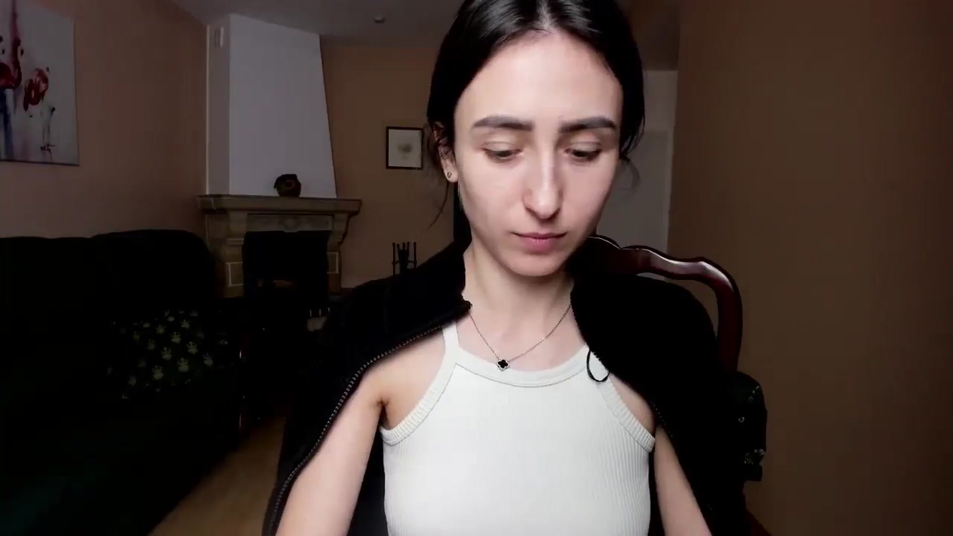 Gallery image thumbnail from Anna_Vovk's myfreecams stream on, 11/04/2025, 01:06 image 12 of 20