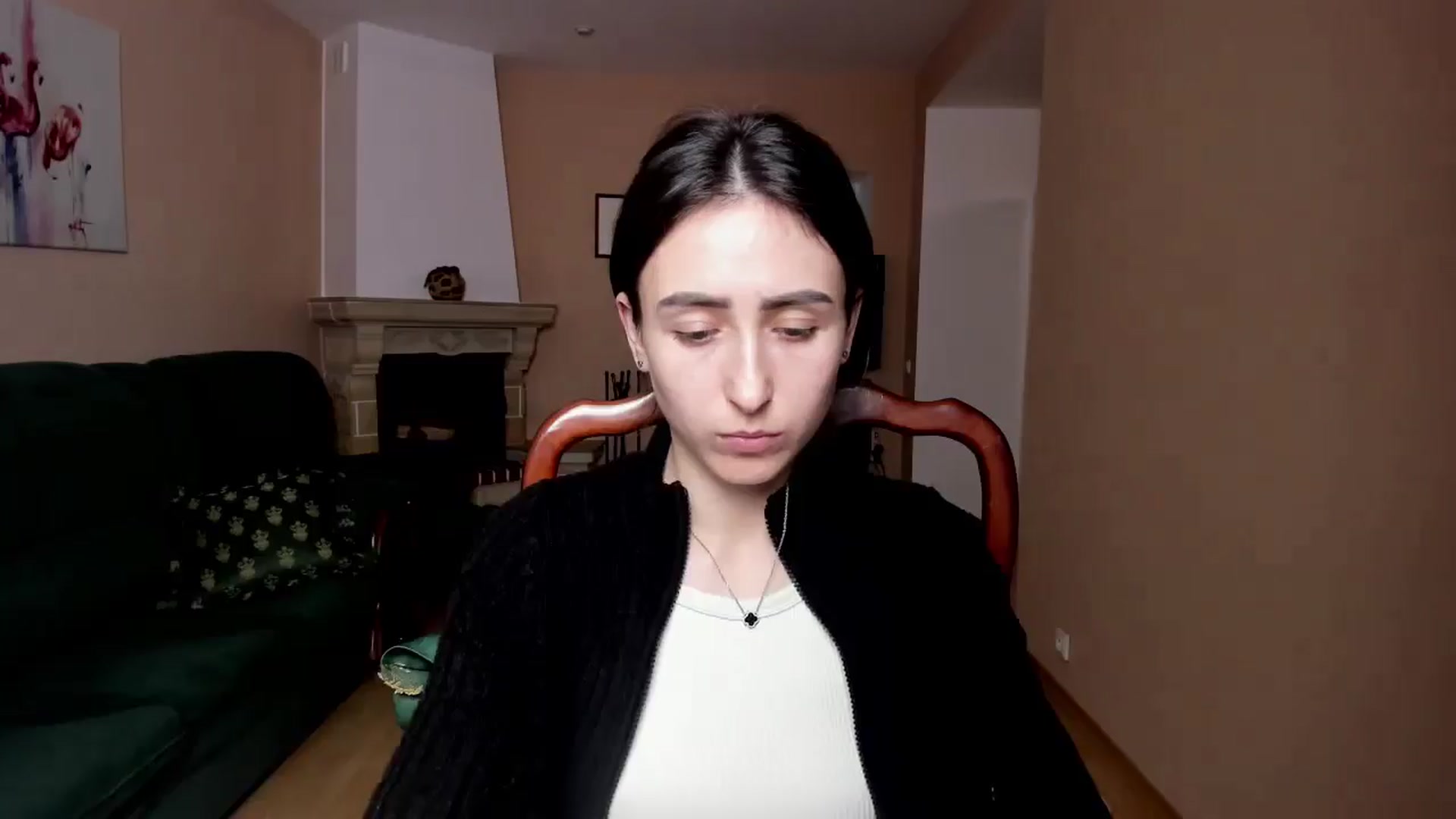 Gallery image thumbnail from Anna_Vovk's myfreecams stream on, 11/04/2025, 04:04 image 12 of 20
