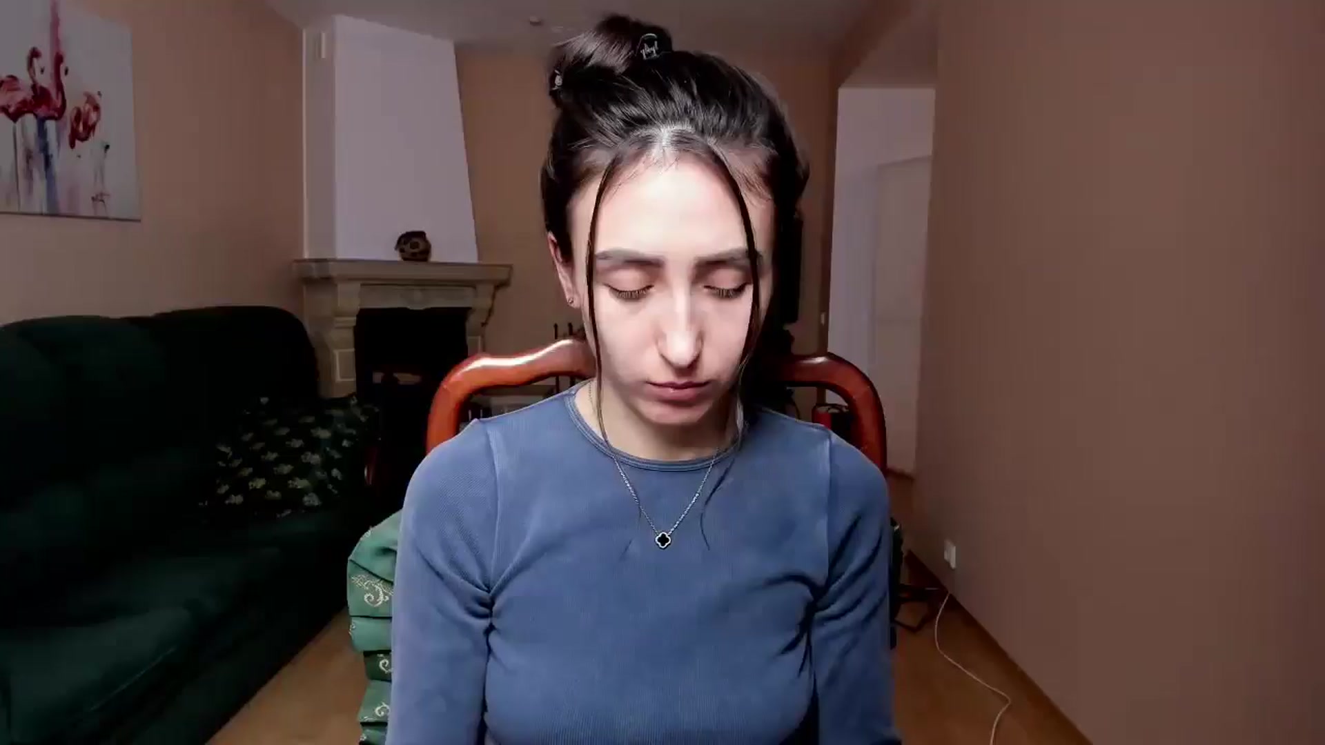 Gallery image thumbnail from Anna_Vovk's myfreecams stream on, 12/01/2025, 24:12 image 15 of 20