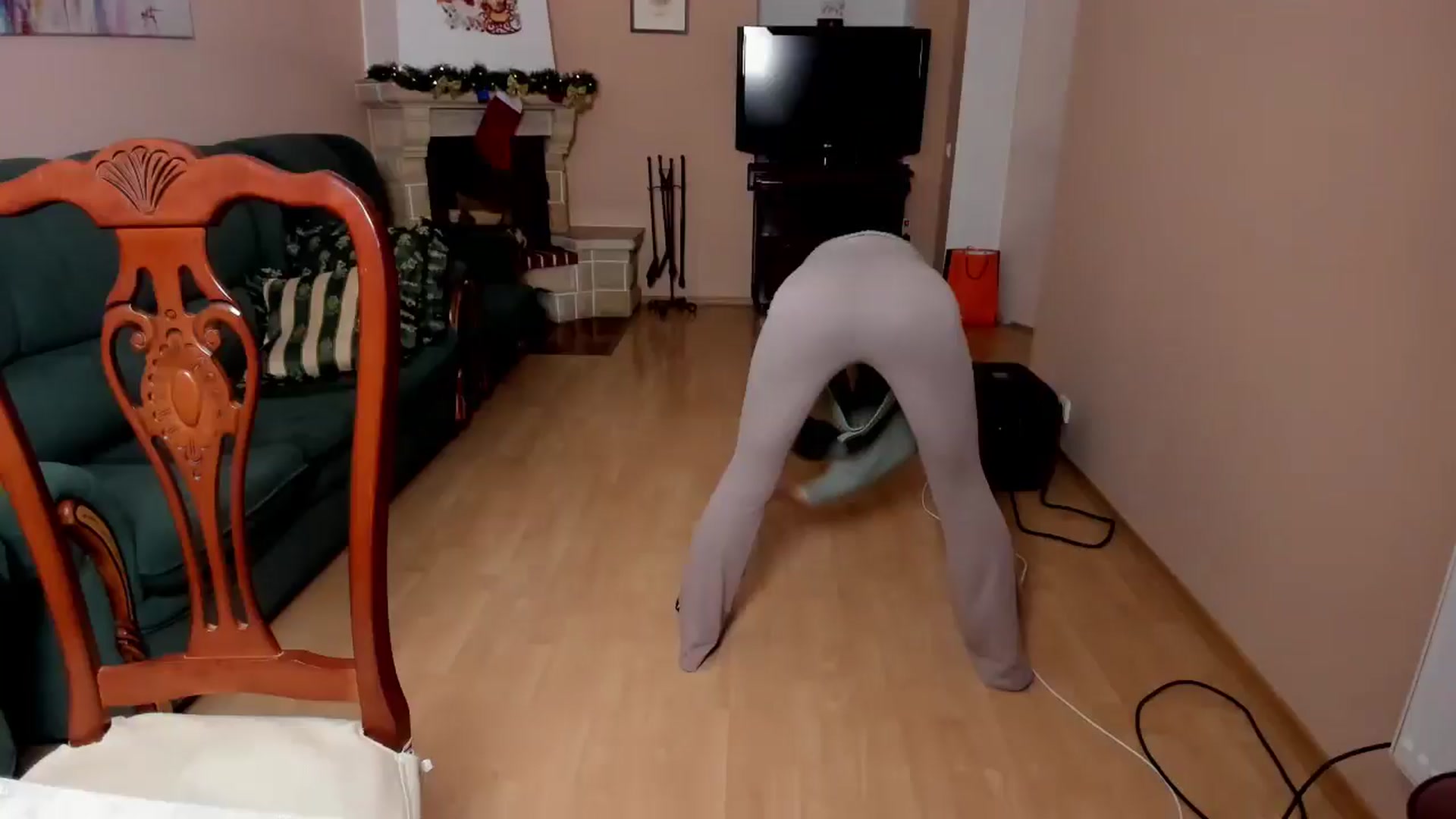 Gallery image thumbnail from Anna_Vovk's myfreecams stream on, 12/06/2025, 24:13 image 6 of 20