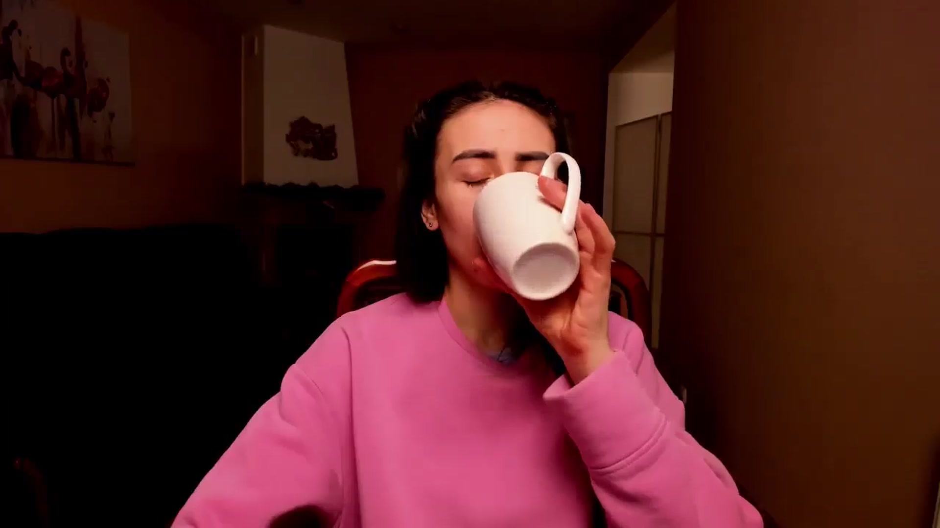 Gallery image thumbnail from Anna_Vovk's myfreecams stream on, 12/24/2025, 22:01 image 13 of 20