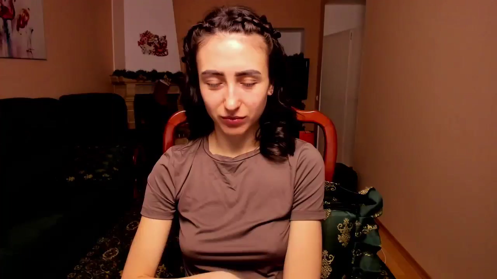 Gallery image thumbnail from Anna_Vovk's myfreecams stream on, 12/30/2025, 21:11 image 12 of 20