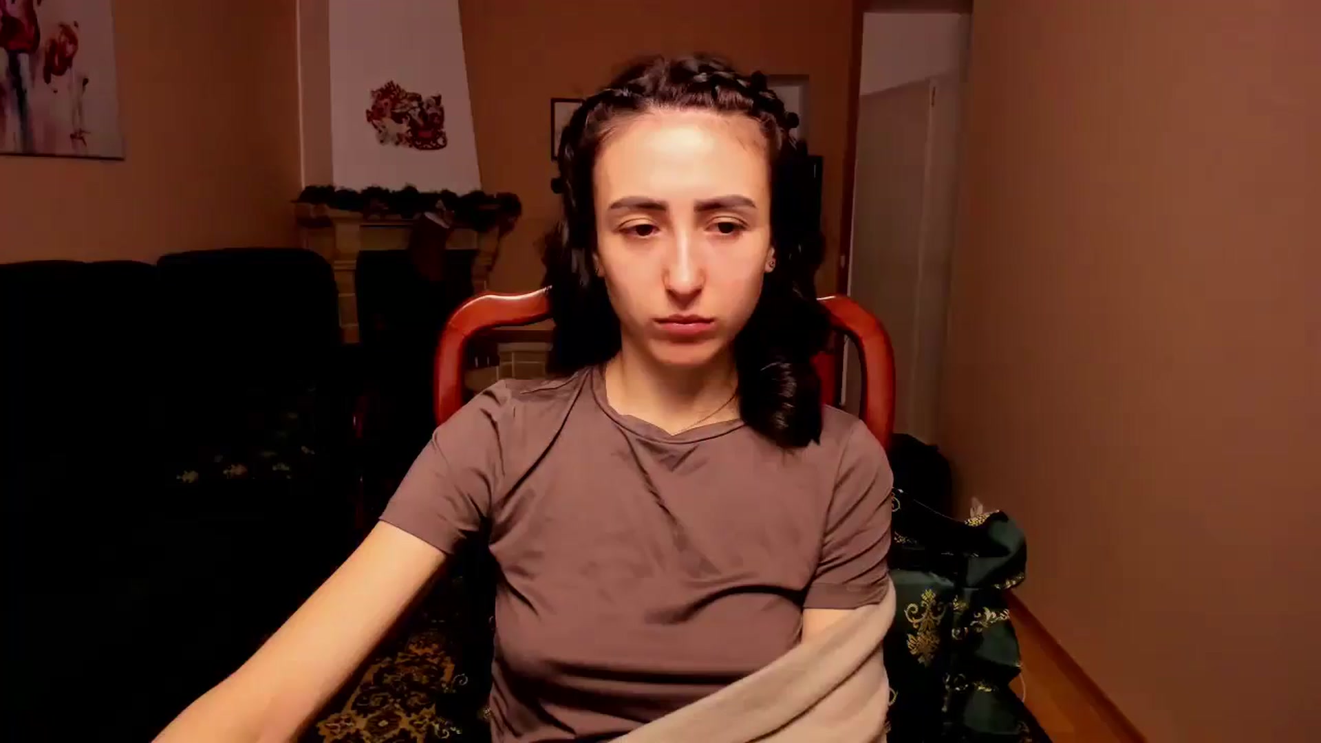 Gallery image thumbnail from Anna_Vovk's myfreecams stream on, 12/30/2025, 21:11 image 17 of 20