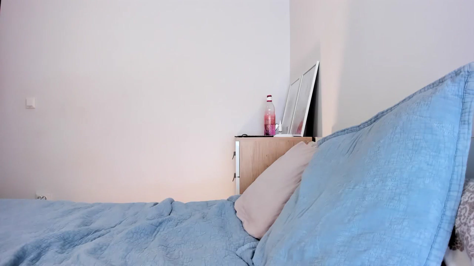 Gallery image thumbnail from Anna__'s myfreecams stream on, 01/23/2024, 19:52 image 19 of 20