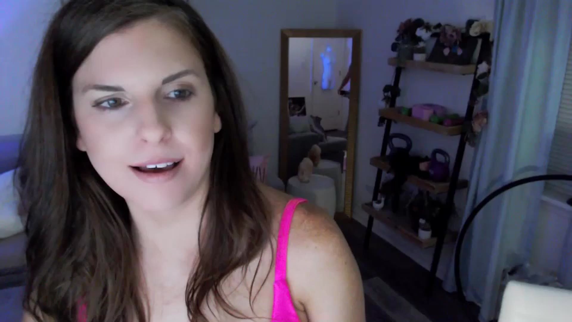 Gallery image thumbnail from Anna__Online's myfreecams stream on, 11/08/2023, 04:13 image 13 of 20
