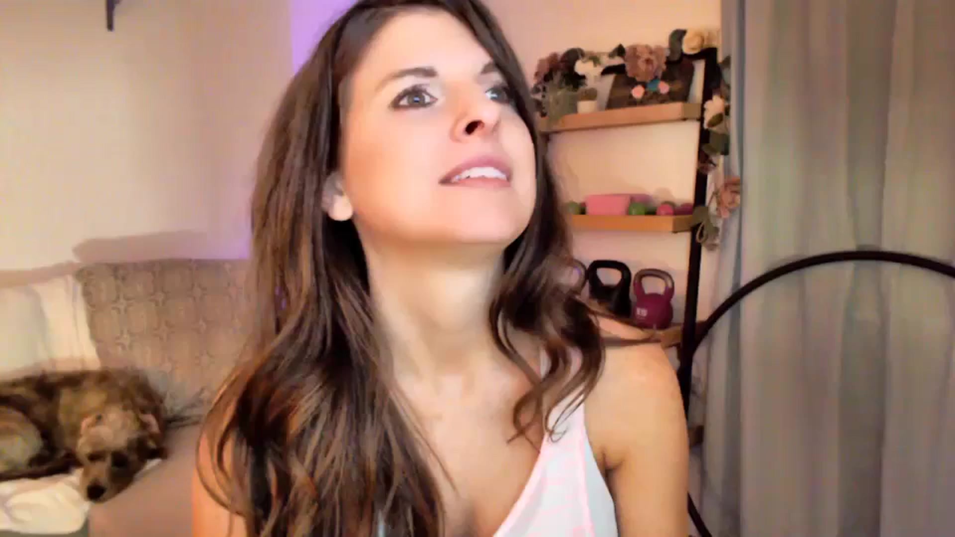 Gallery image thumbnail from Anna__Online's myfreecams stream on, 11/16/2023, 03:39 image 17 of 20