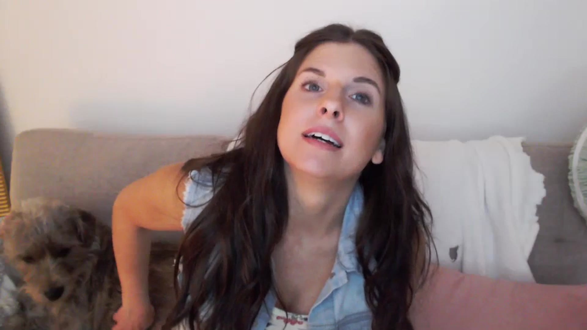 Gallery image thumbnail from Anna__Online's myfreecams stream on, 12/21/2023, 03:51 image 4 of 20