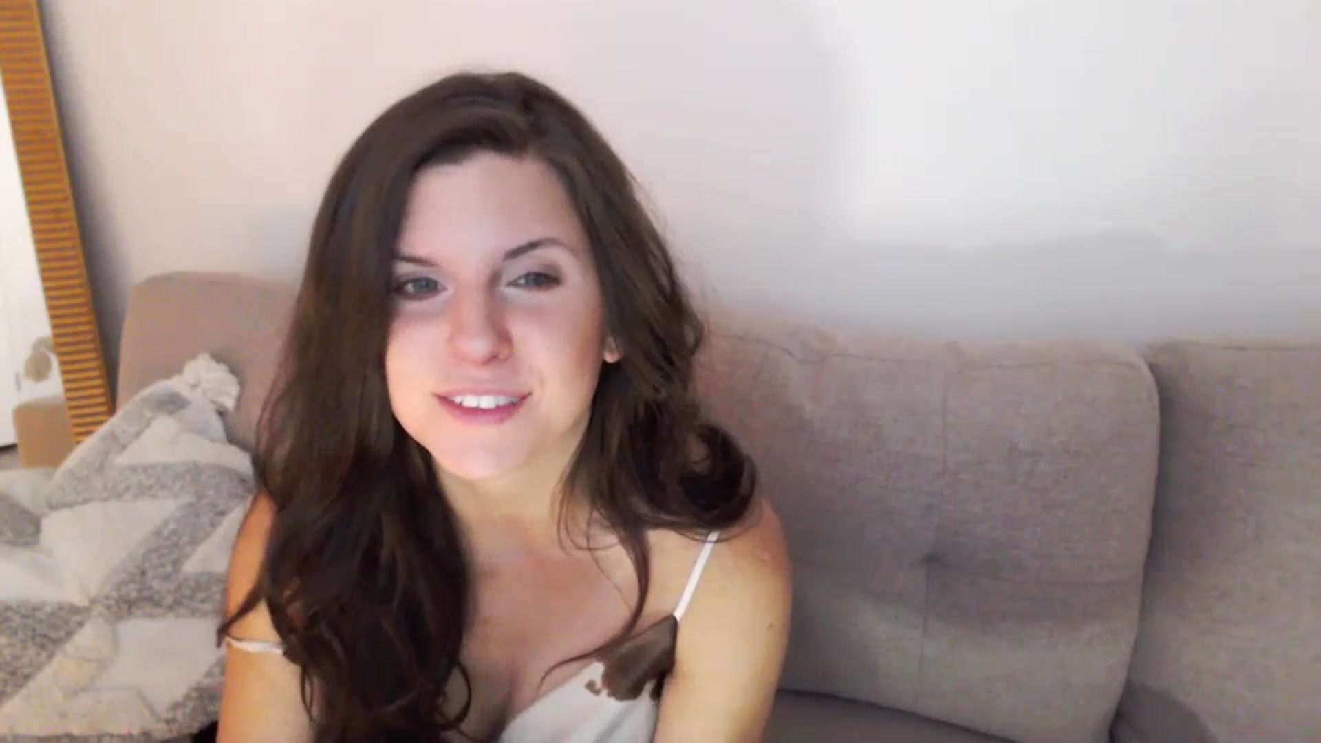 Gallery image thumbnail from Anna__Online's myfreecams stream on, 01/01/2024, 04:04 image 9 of 20