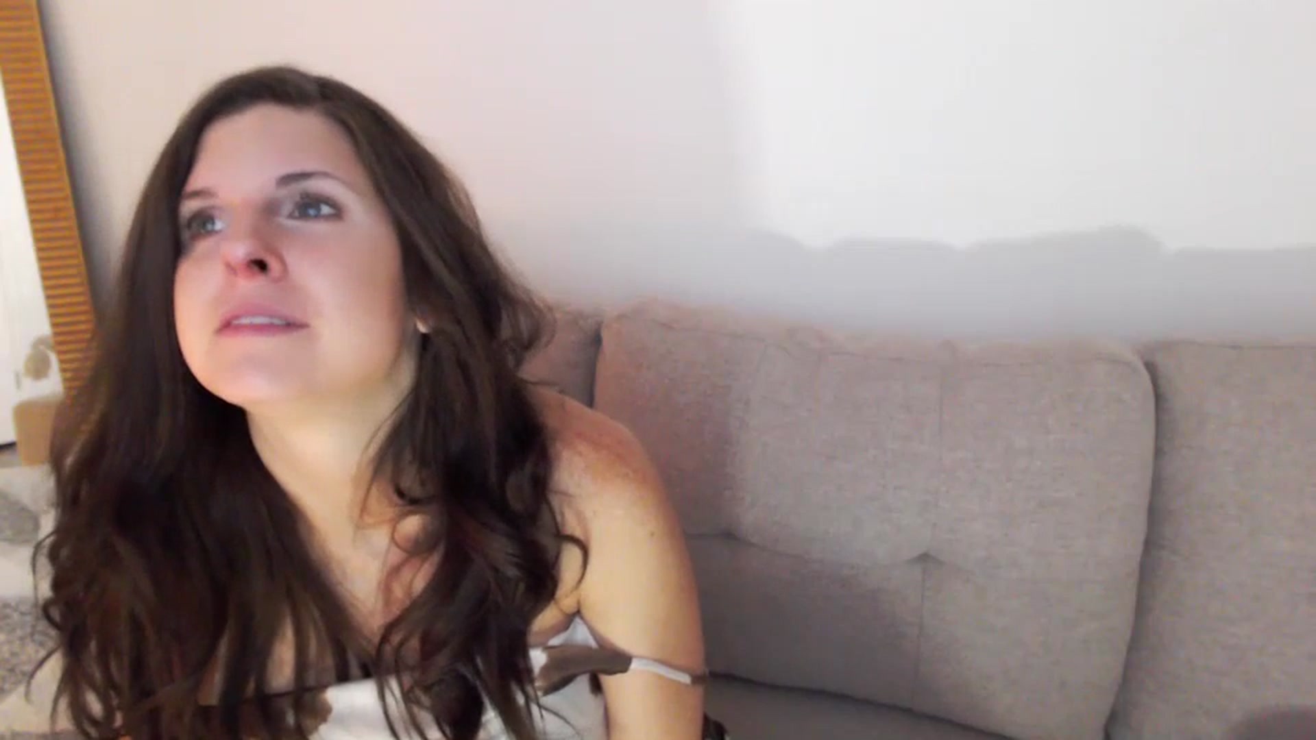 Gallery image thumbnail from Anna__Online's myfreecams stream on, 01/01/2024, 04:04 image 11 of 20