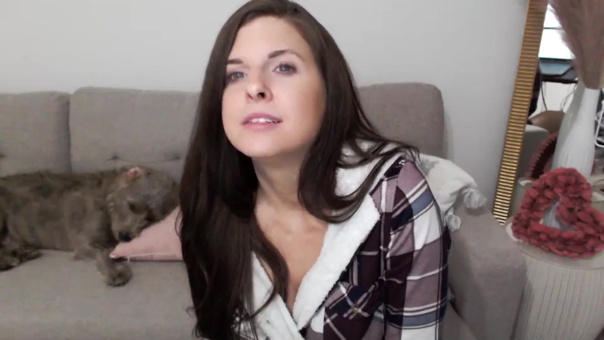 Gallery image thumbnail from Anna__Online's myfreecams stream on, 01/14/2024, 03:53 image 11 of 20