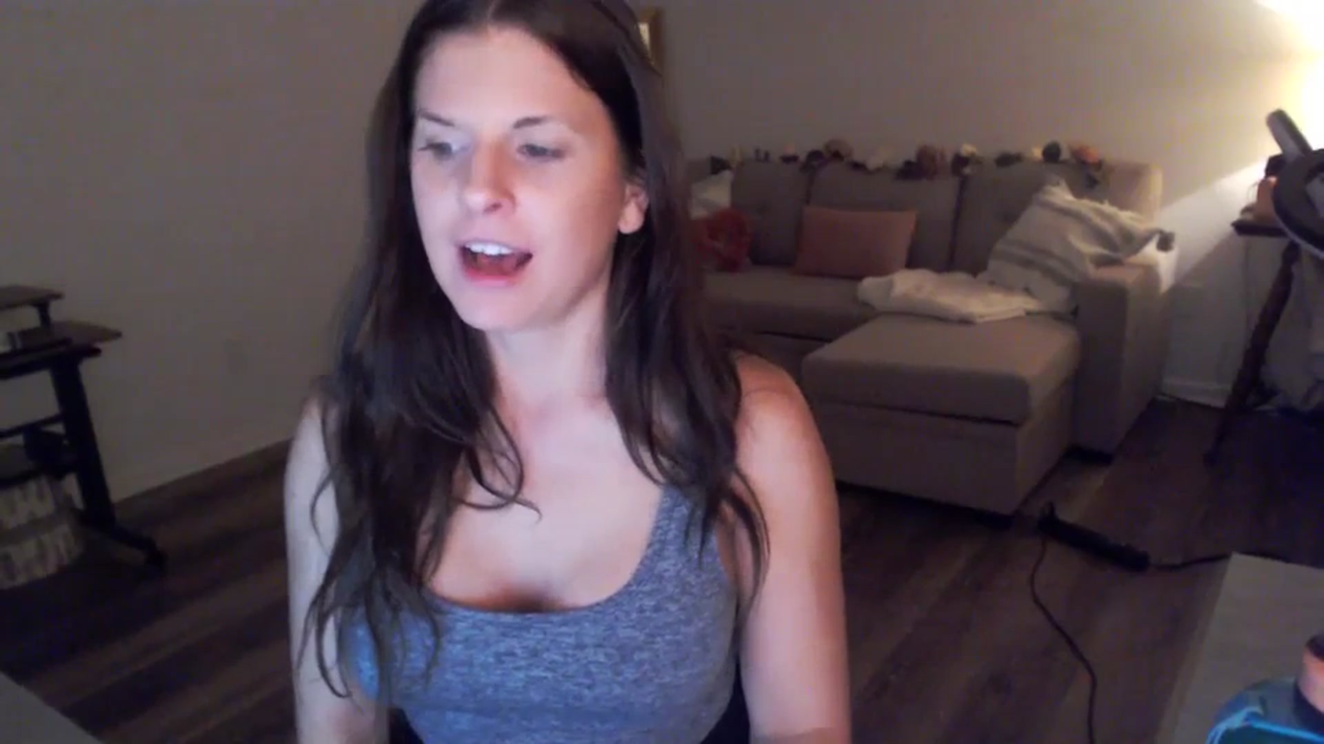 Gallery image thumbnail from Anna__Online's myfreecams stream on, 02/16/2024, 03:39 image 13 of 20