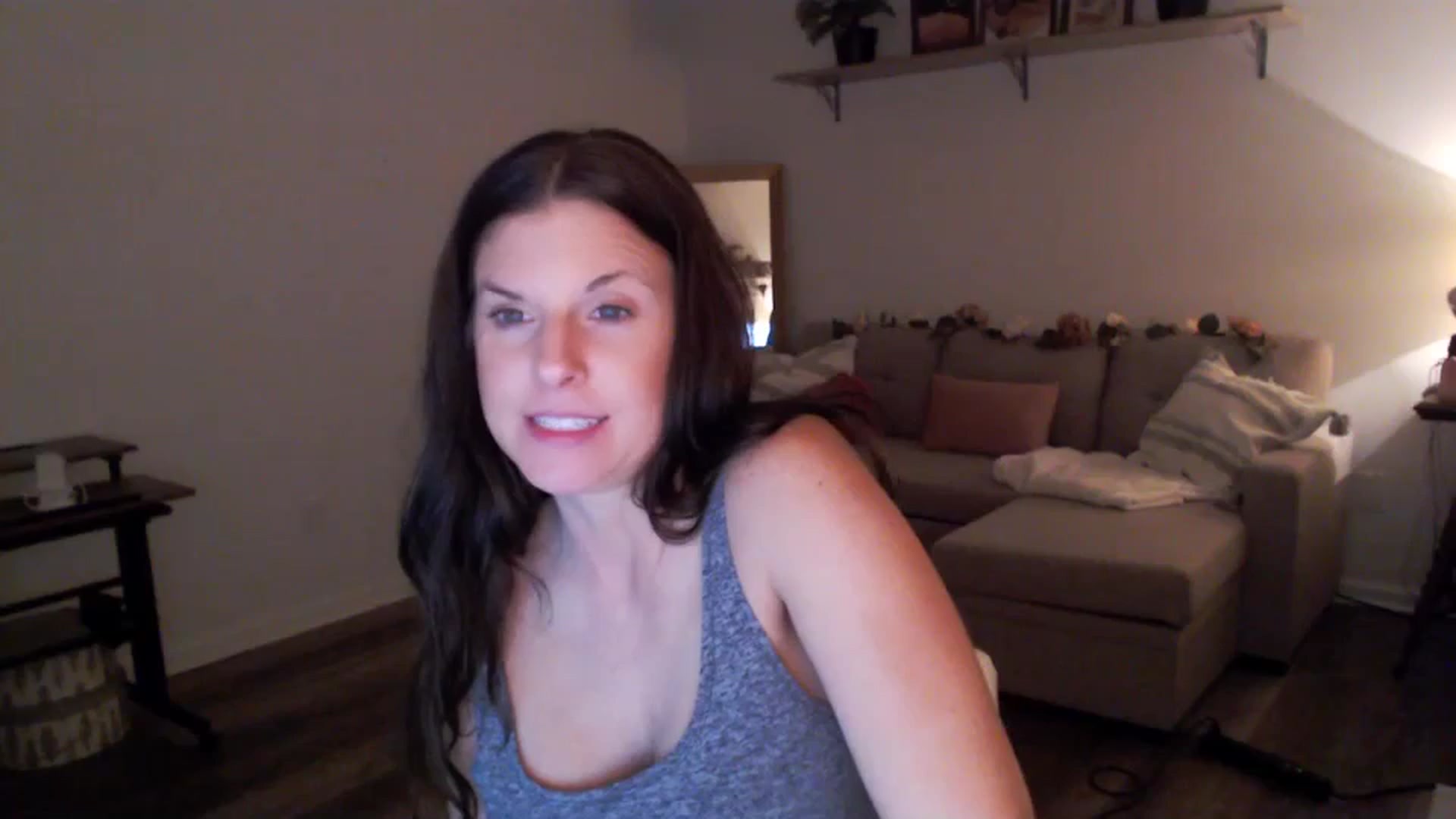 Gallery image thumbnail from Anna__Online's myfreecams stream on, 02/16/2024, 03:39 image 1 of 20
