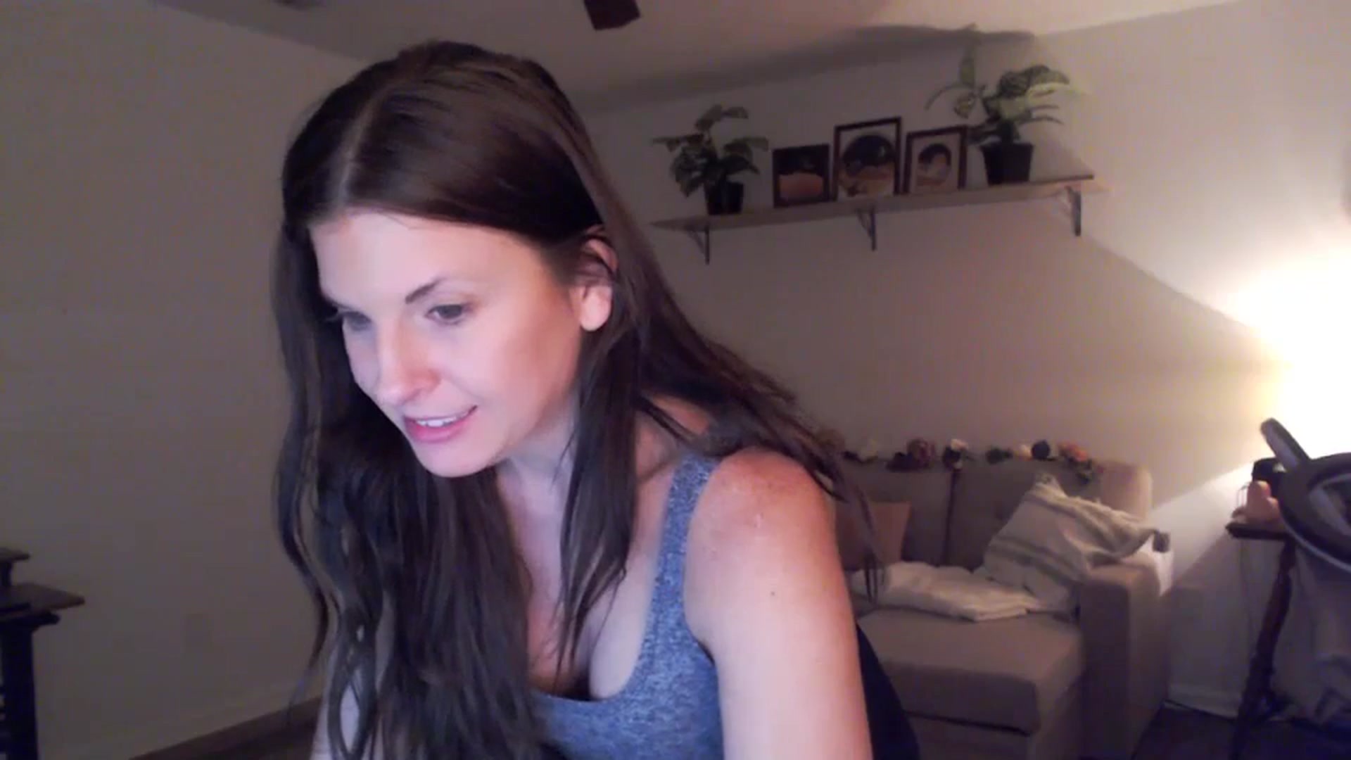 Gallery image thumbnail from Anna__Online's myfreecams stream on, 02/16/2024, 03:39 image 16 of 20