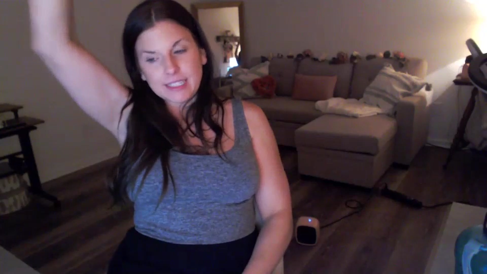 Gallery image thumbnail from Anna__Online's myfreecams stream on, 02/16/2024, 03:39 image 7 of 20