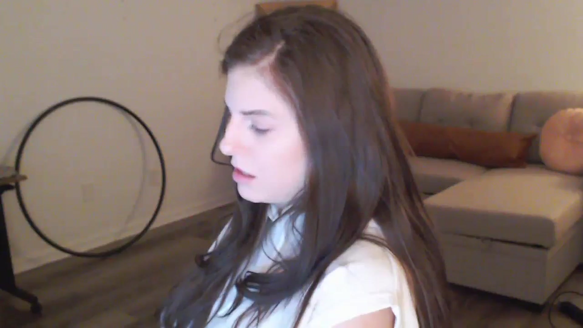 Gallery image thumbnail from Anna__Online's myfreecams stream on, 02/25/2024, 03:46 image 19 of 20