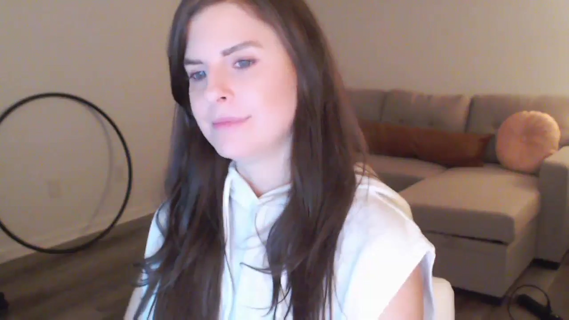 Gallery image thumbnail from Anna__Online's myfreecams stream on, 02/25/2024, 03:46 image 4 of 20