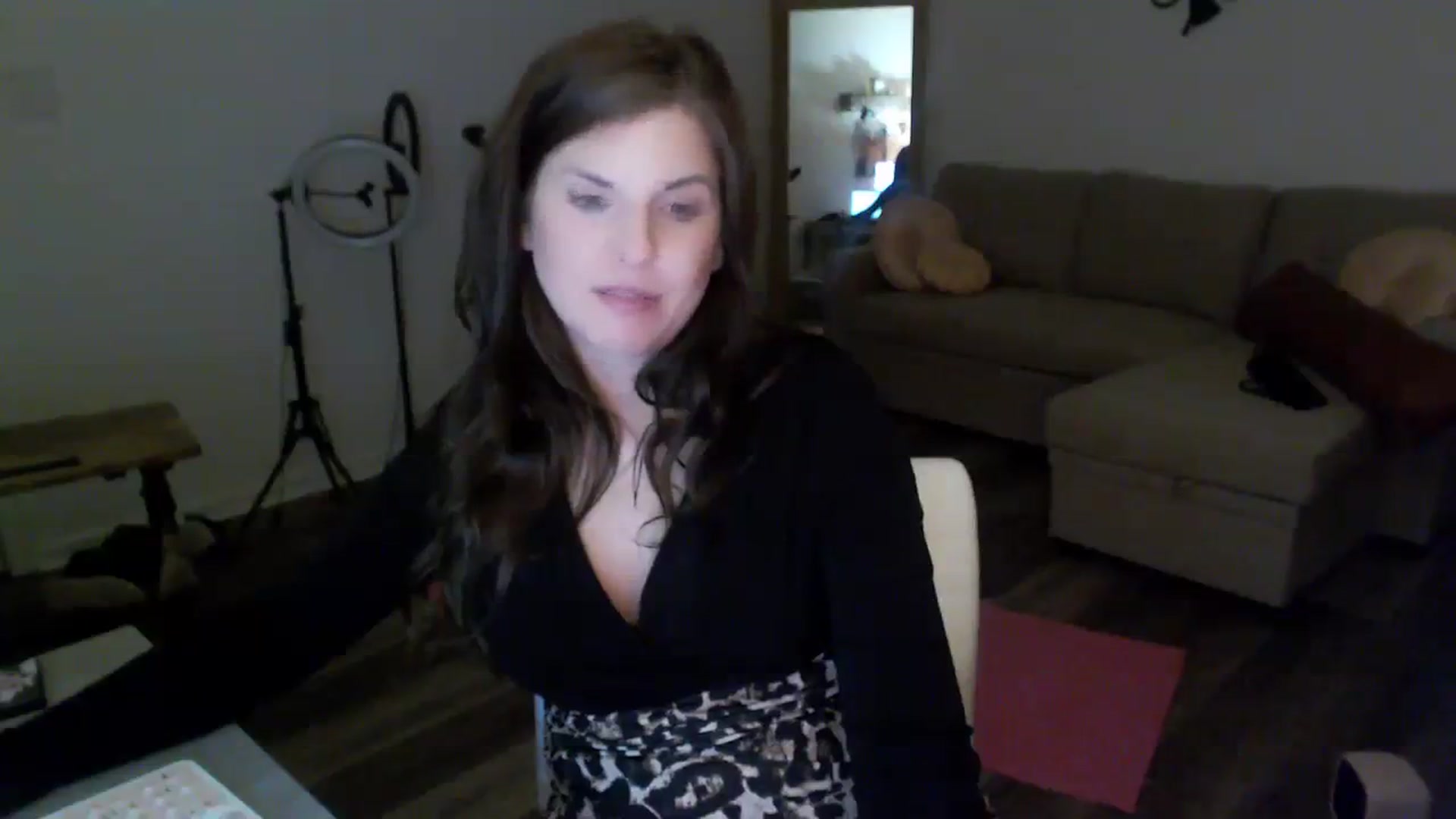 Gallery image thumbnail from Anna__Online's myfreecams stream on, 03/03/2024, 04:44 image 17 of 20