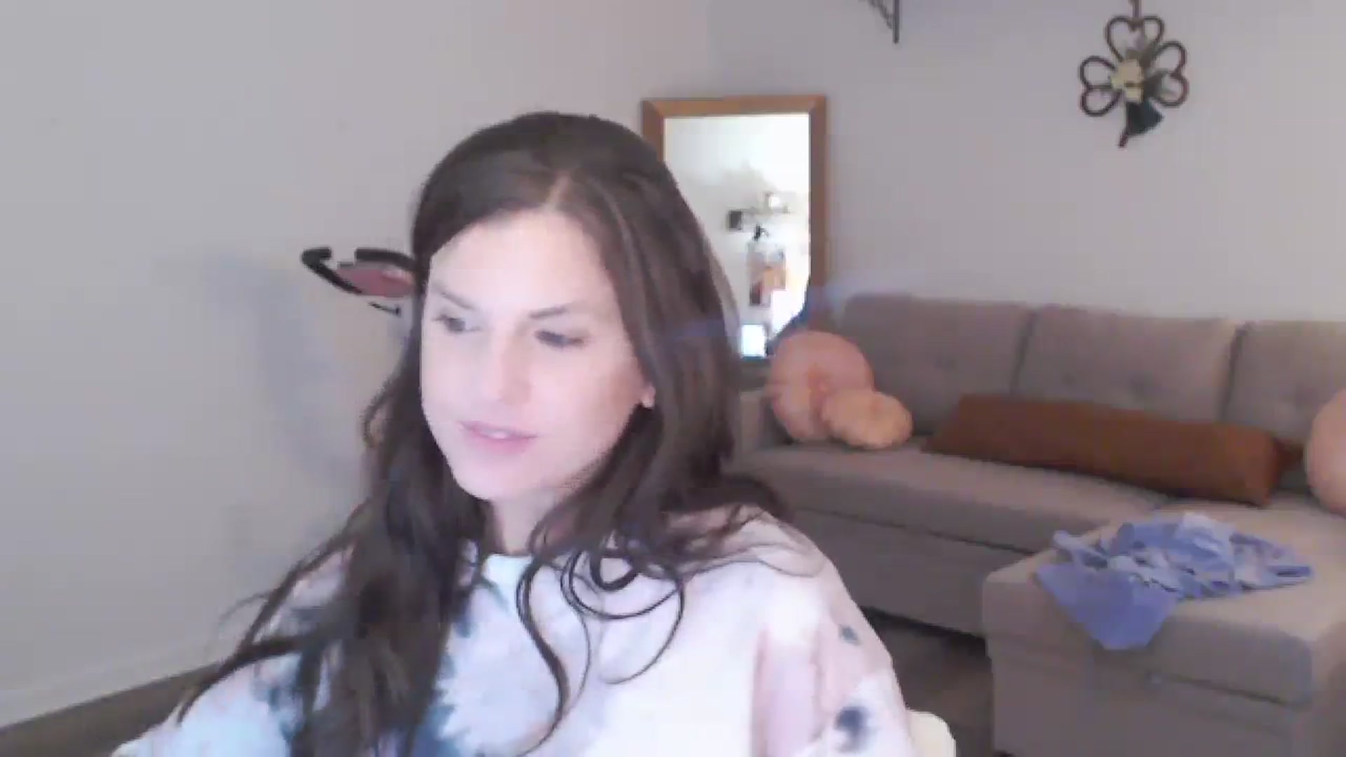 Gallery image thumbnail from Anna__Online's myfreecams stream on, 03/03/2024, 22:10 image 4 of 20