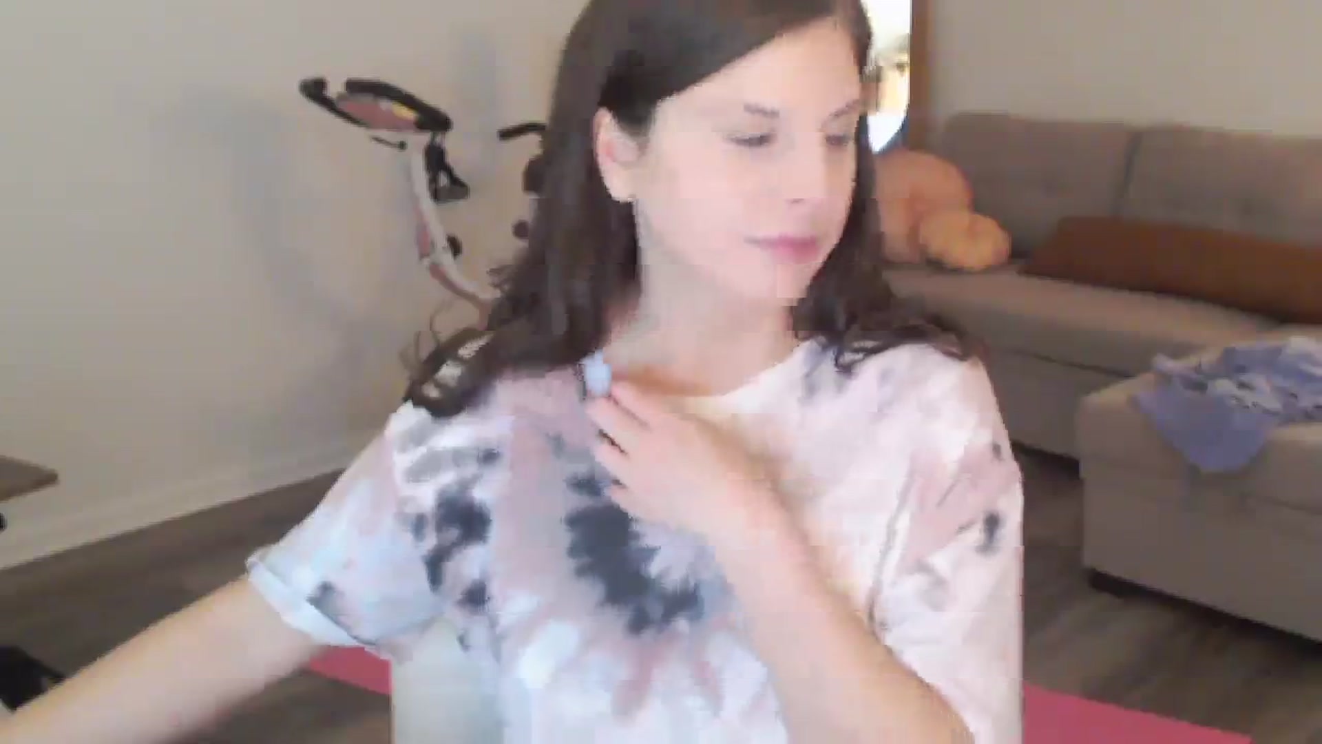 Gallery image thumbnail from Anna__Online's myfreecams stream on, 03/03/2024, 22:10 image 14 of 20