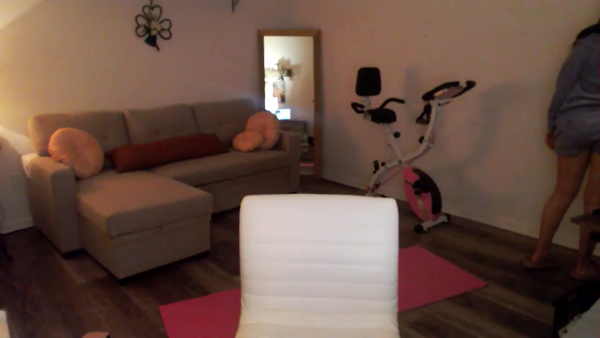 Gallery image thumbnail from Anna__Online's myfreecams stream on, 03/04/2024, 04:39 image 1 of 20