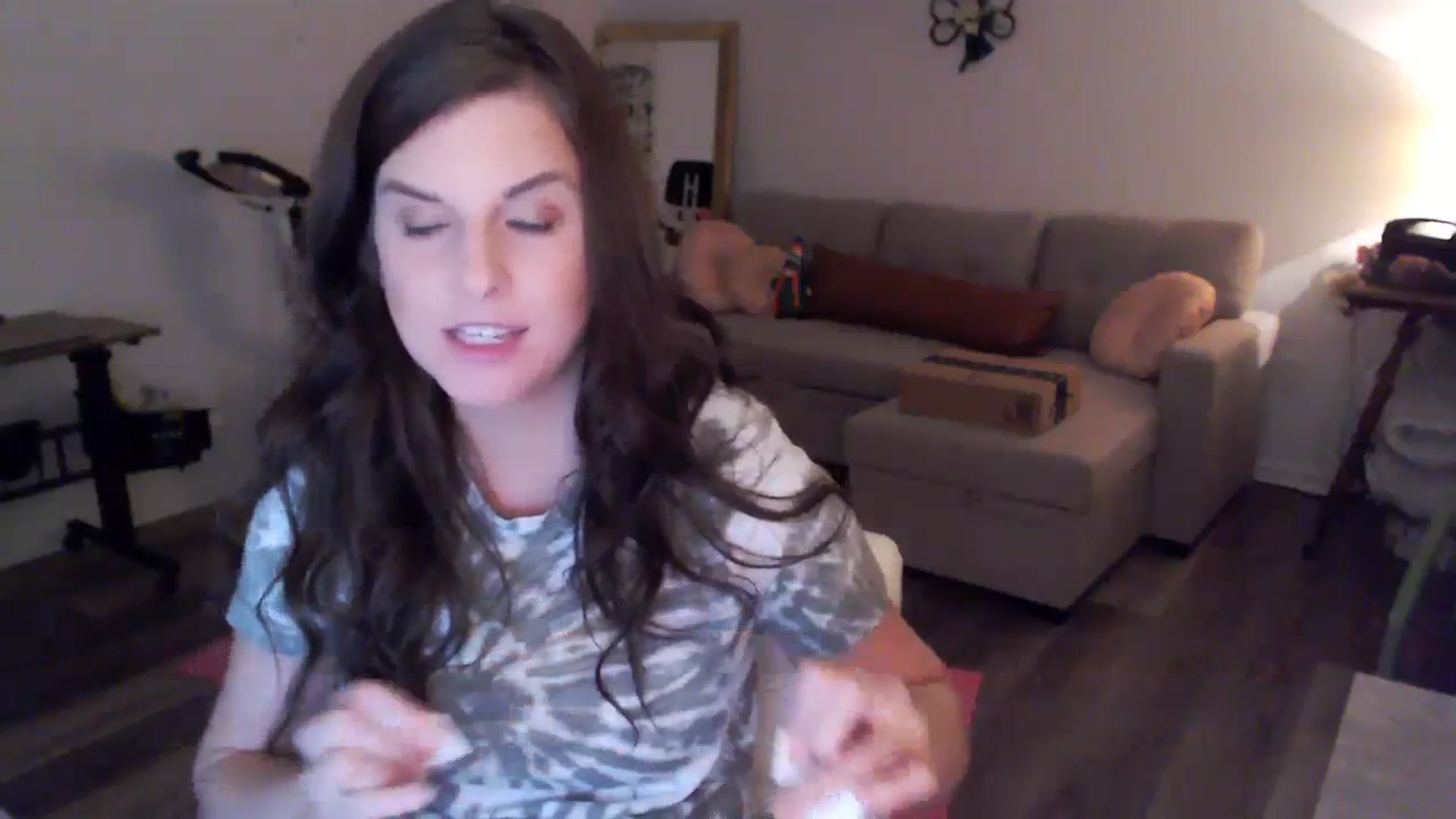 Gallery image thumbnail from Anna__Online's myfreecams stream on, 03/08/2024, 04:13 image 12 of 20