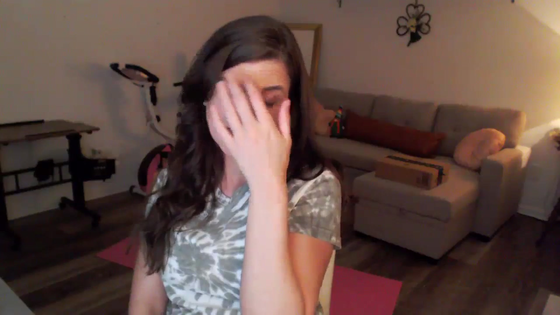 Gallery image thumbnail from Anna__Online's myfreecams stream on, 03/08/2024, 04:13 image 5 of 20