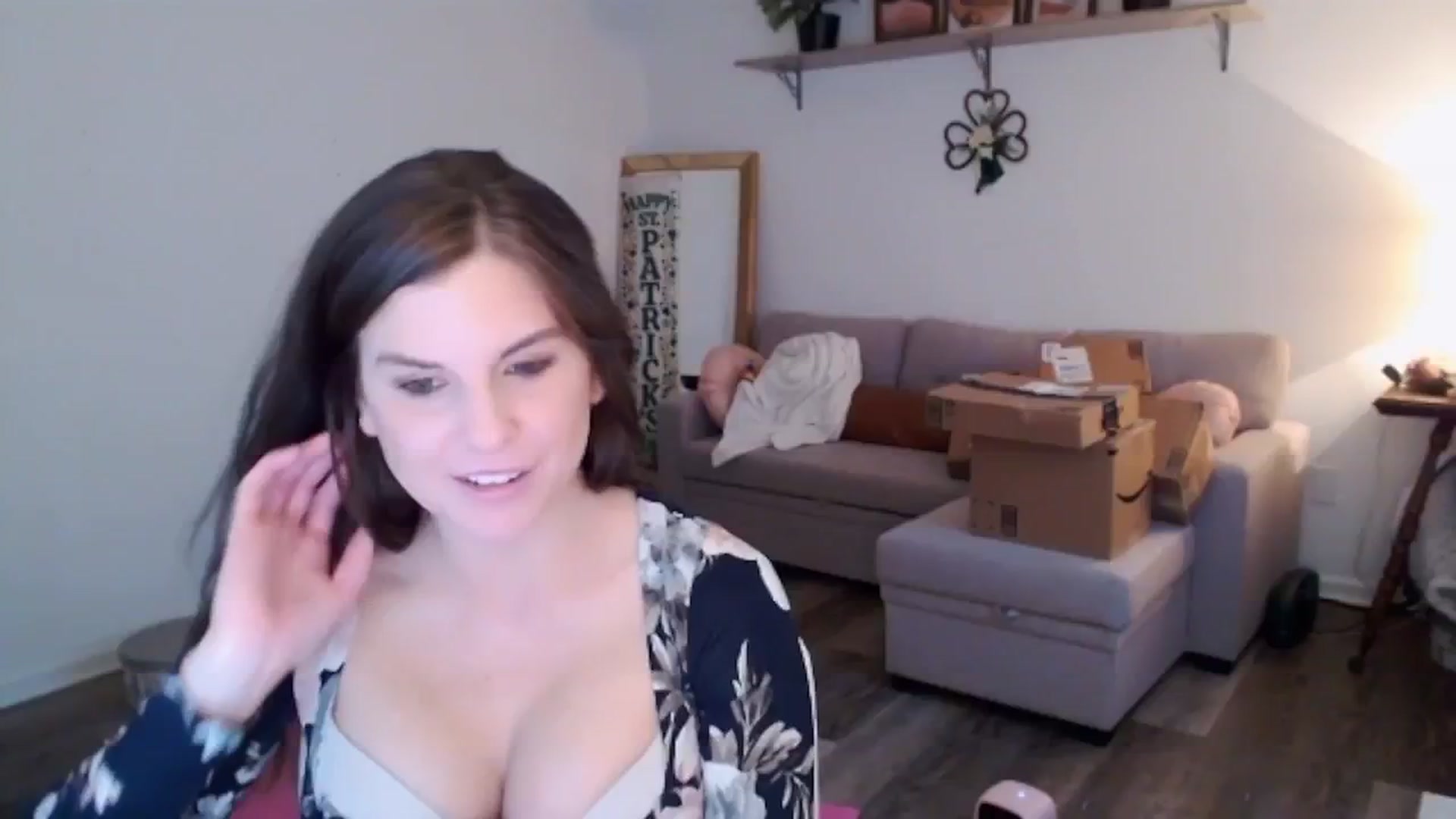 Gallery image thumbnail from Anna__Online's myfreecams stream on, 03/14/2024, 20:57 image 11 of 20