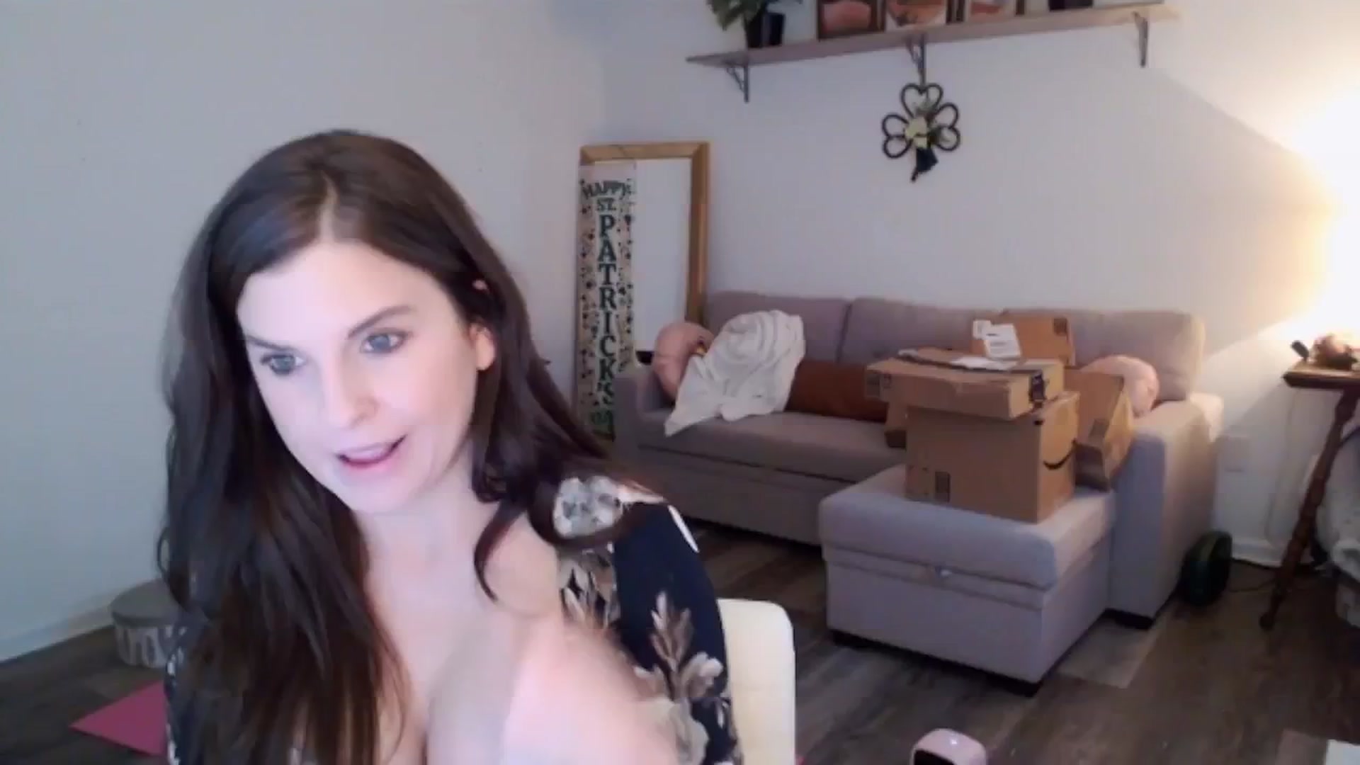 Gallery image thumbnail from Anna__Online's myfreecams stream on, 03/14/2024, 20:57 image 10 of 20
