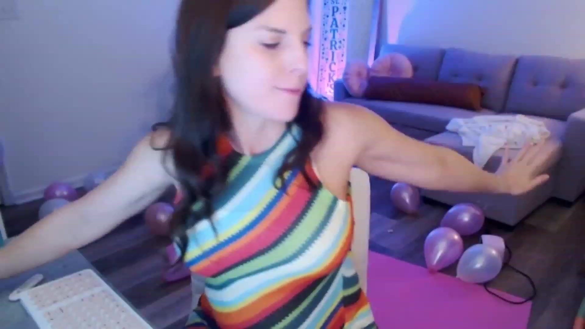 Gallery image thumbnail from Anna__Online's myfreecams stream on, 03/18/2024, 02:31 image 3 of 20