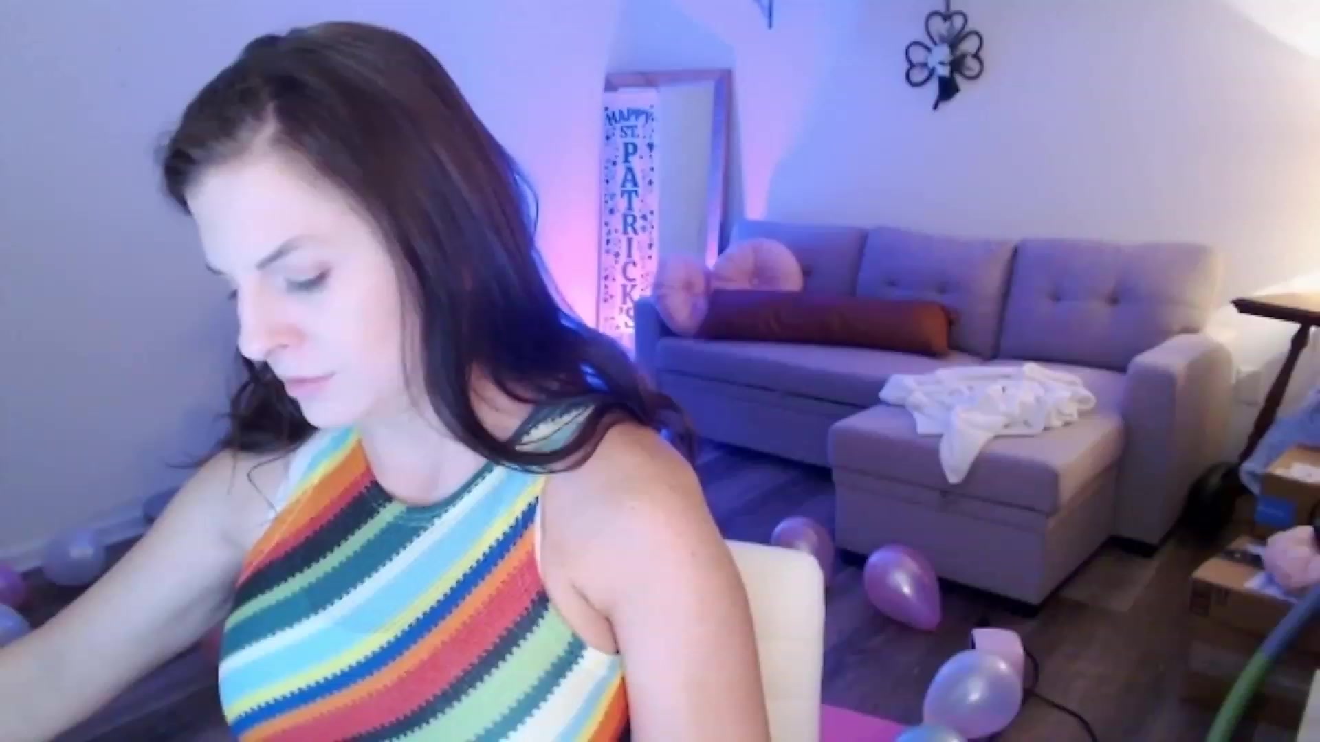 Gallery image thumbnail from Anna__Online's myfreecams stream on, 03/18/2024, 02:31 image 5 of 20