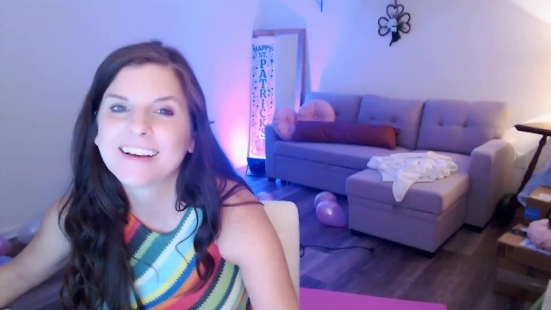 Gallery image thumbnail from Anna__Online's myfreecams stream on, 03/18/2024, 02:31 image 10 of 20